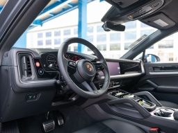 Porsche Cayenne S Coupe AWD 2026