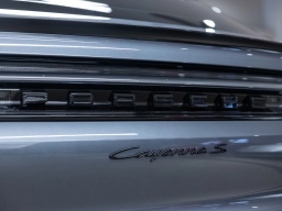 Porsche Cayenne S Coupe AWD 2026