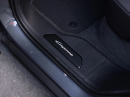 Porsche Cayenne S Coupe AWD 2026