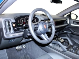 Porsche Cayenne S Coupe AWD 2026
