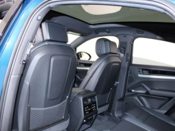 Porsche Cayenne S Coupe AWD 2026