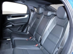 Porsche Cayenne S Coupe AWD 2026