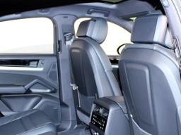 Porsche Cayenne S Coupe AWD 2026