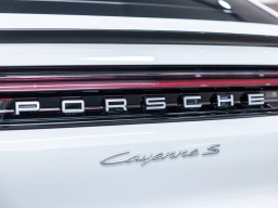 Porsche Cayenne S Coupe AWD 2026