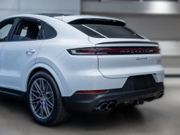 Porsche Cayenne S Coupe AWD 2026