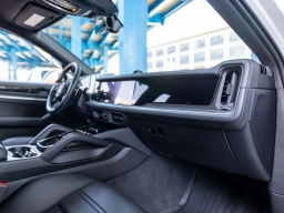 Porsche Cayenne S Coupe AWD 2026