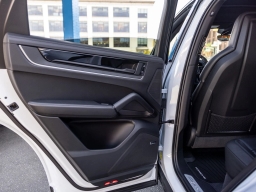 Porsche Cayenne S Coupe AWD 2026