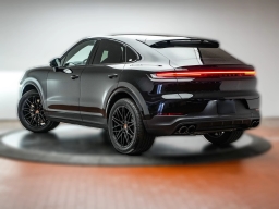Porsche Cayenne S Coupe AWD 2026