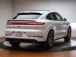 Porsche Cayenne Turbo E-Hybrid Coupe AWD 2026