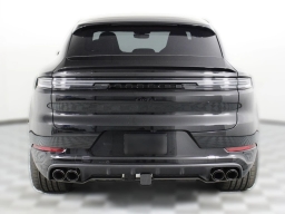 Porsche Cayenne Turbo E-Hybrid Coupe AWD 2026