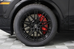 Porsche Cayenne Turbo E-Hybrid Coupe AWD 2026