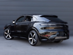 Porsche Cayenne Turbo E-Hybrid Coupe AWD 2026