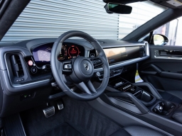 Porsche Cayenne Turbo E-Hybrid Coupe AWD 2026