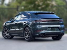 Porsche Cayenne Turbo E-Hybrid Coupe AWD 2026