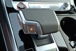Audi RS Q8 performance quattro 2026