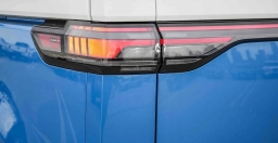 Volkswagen ID. Buzz Pro S Plus 4MOTION w/Two-Tone 2025
