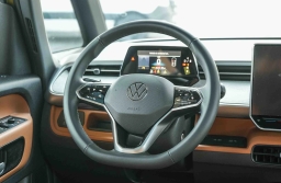 Volkswagen ID. Buzz Pro S Plus 4MOTION w/Two-Tone 2025