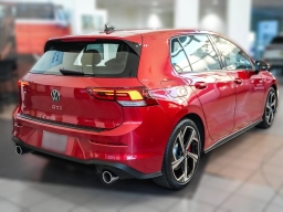 Volkswagen Golf GTI SE 2.0T DSG 2026