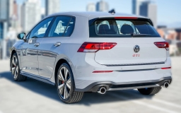 Volkswagen Golf GTI SE 2.0T DSG 2026
