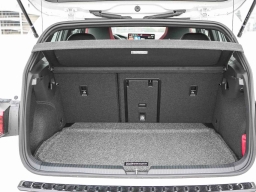 Volkswagen Golf GTI SE 2.0T DSG 2026