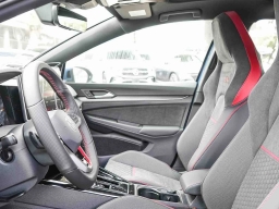 Volkswagen Golf GTI SE 2.0T DSG 2026
