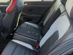 Volkswagen Golf GTI Autobahn 2.0T DSG 2026