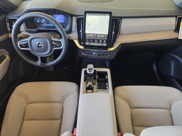 Volvo XC90 Plus B6 AWD 6-Seater 2026