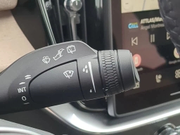 Volvo XC90 Plus B6 AWD 6-Seater 2026