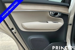 Volvo XC90 Plus B6 AWD 6-Seater 2026