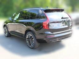 Volvo XC90 Ultra Dark Theme B6 AWD 6-Seater 2026