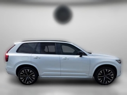 Volvo XC90 Ultra Dark Theme B6 AWD 6-Seater 2026