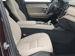 Volvo XC90 Plus B6 AWD 7-Seater 2026