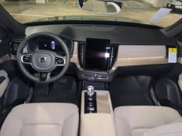 Volvo XC90 Plus B6 AWD 7-Seater 2026