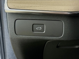 Volvo XC90 Plus B6 AWD 7-Seater 2026