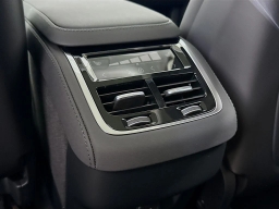 Volvo XC90 Plus B6 AWD 7-Seater 2026