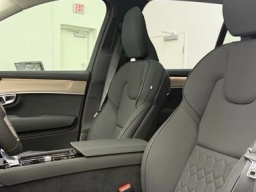 Volvo XC90 Plus B6 AWD 7-Seater 2026