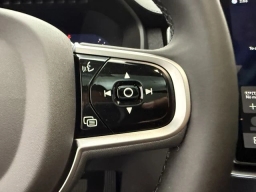 Volvo XC90 Plus B6 AWD 7-Seater 2026