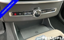 Volvo XC90 Plus B6 AWD 7-Seater 2026
