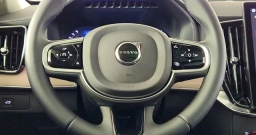Volvo XC90 Plus B6 AWD 7-Seater 2026