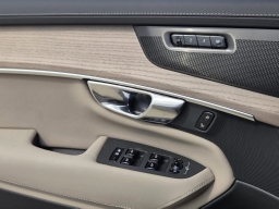 Volvo XC90 Plus B6 AWD 7-Seater 2026