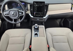 Volvo XC90 Plus B6 AWD 7-Seater 2026