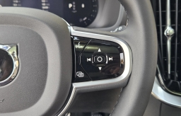 Volvo XC90 Plus B6 AWD 7-Seater 2026