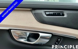Volvo XC90 Plus B6 AWD 7-Seater 2026