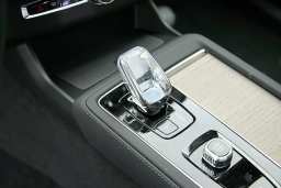Volvo XC90 Plus B6 AWD 7-Seater 2026