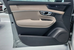 Volvo XC90 Plus B6 AWD 7-Seater 2026