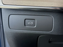 Volvo XC90 Plus B6 AWD 7-Seater 2026