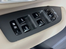 Volvo XC90 Plus B6 AWD 7-Seater 2026