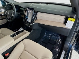 Volvo XC90 Plus B6 AWD 7-Seater 2026