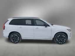 Volvo XC90 Ultra Dark Theme B6 AWD 7-Seater 2026