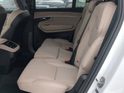 Volvo XC90 Ultra Dark Theme B6 AWD 7-Seater 2026